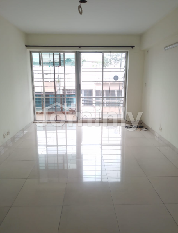 Spacious 2,500 Sft South-Facing Apartment for Rent at Banani (Govt. Gas & Parking)