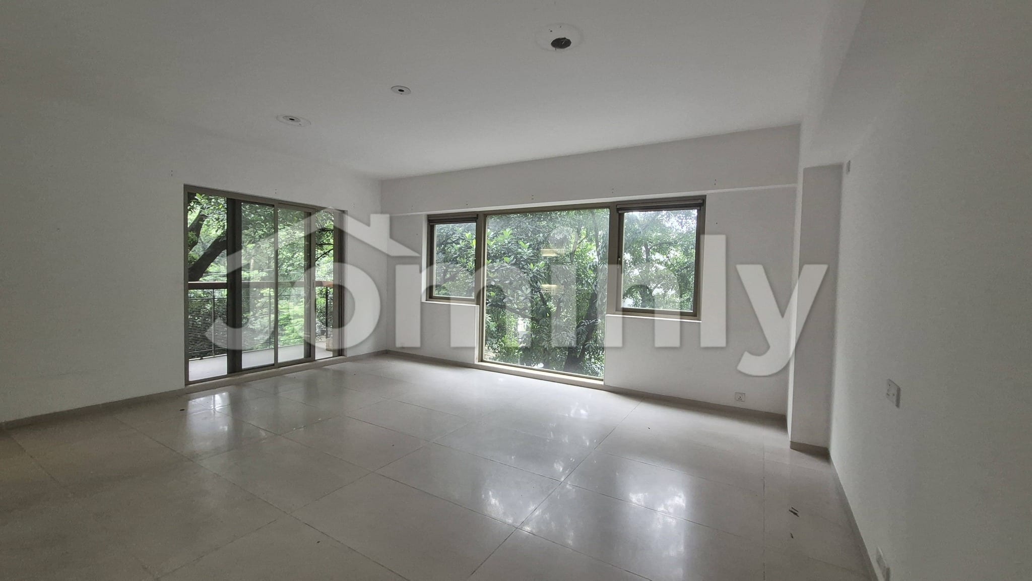 Exclusive 6500 Sqft 4-Bedroom Semi-Furnished Luxury Apartment for Rent in Gulshan-2 North - 3