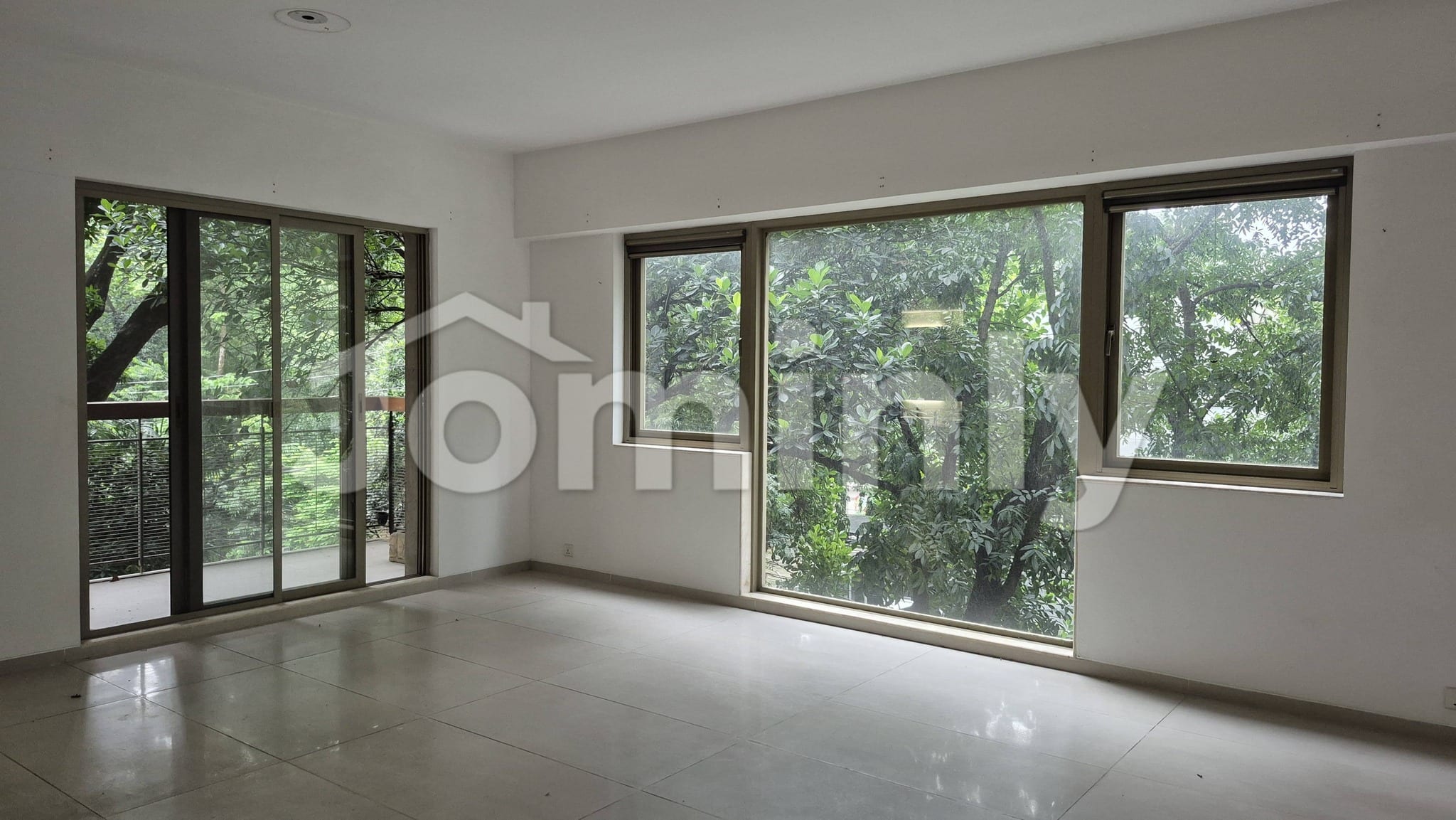 Exclusive 6500 Sqft 4-Bedroom Semi-Furnished Luxury Apartment for Rent in Gulshan-2 North - 5