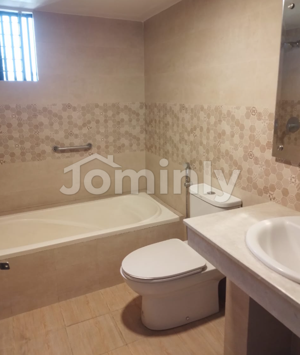 Premium 2,400 Sft Semi-Furnished South-Facing Apartment for Rent at Banani (Govt. Gas) - 4
