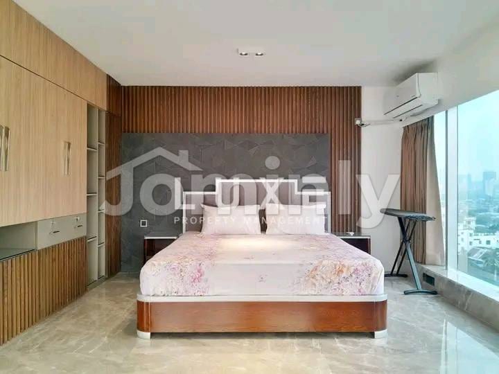 Massive 1,750 Sft Fully Furnished Studio Apartment for Rent at Gulshan-2 (With Gym & Pool) - 2
