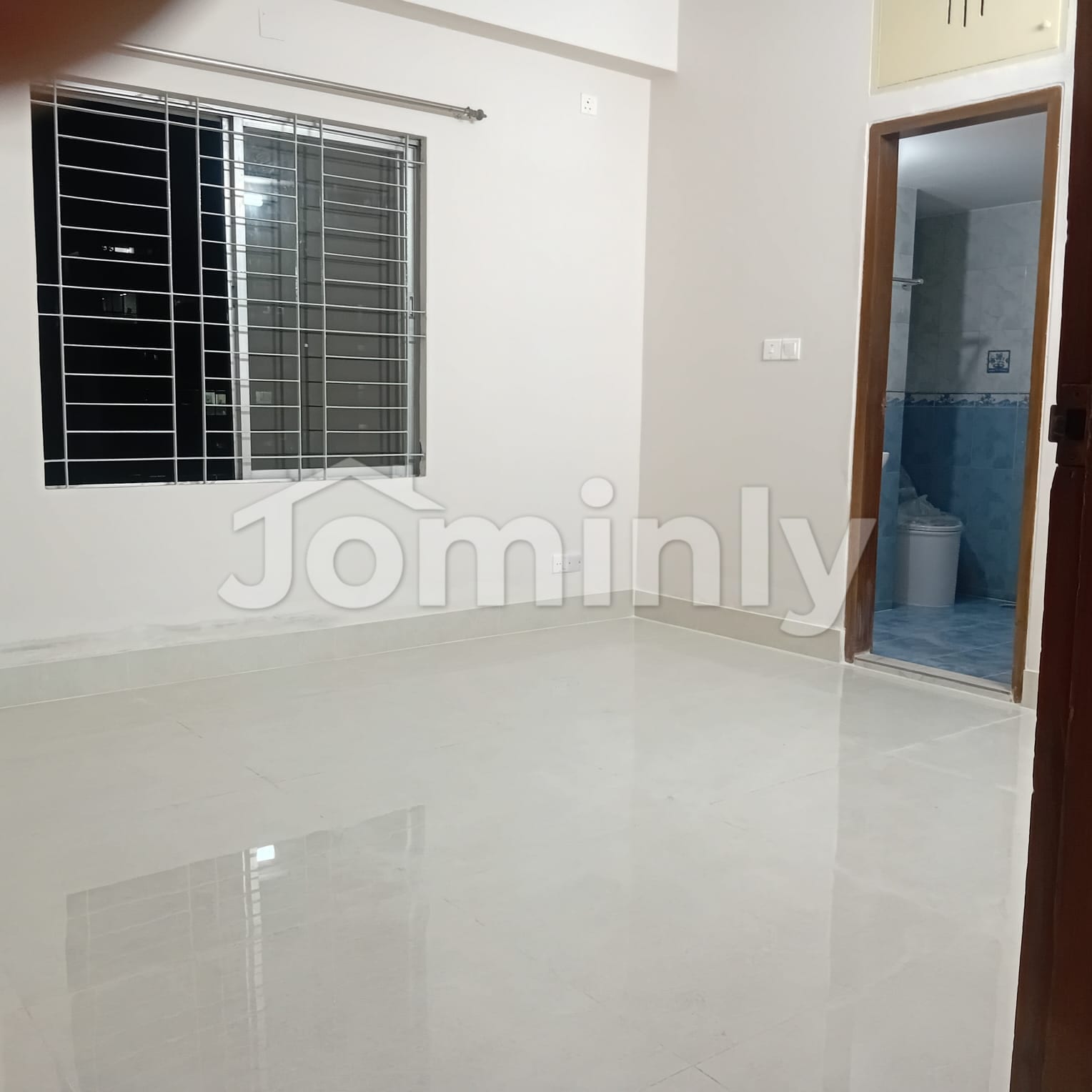 Rare 2,200 Sft South-Facing Single Unit Ready Flat for Sale Near Uttara Sector-13 Lake & Park - 2