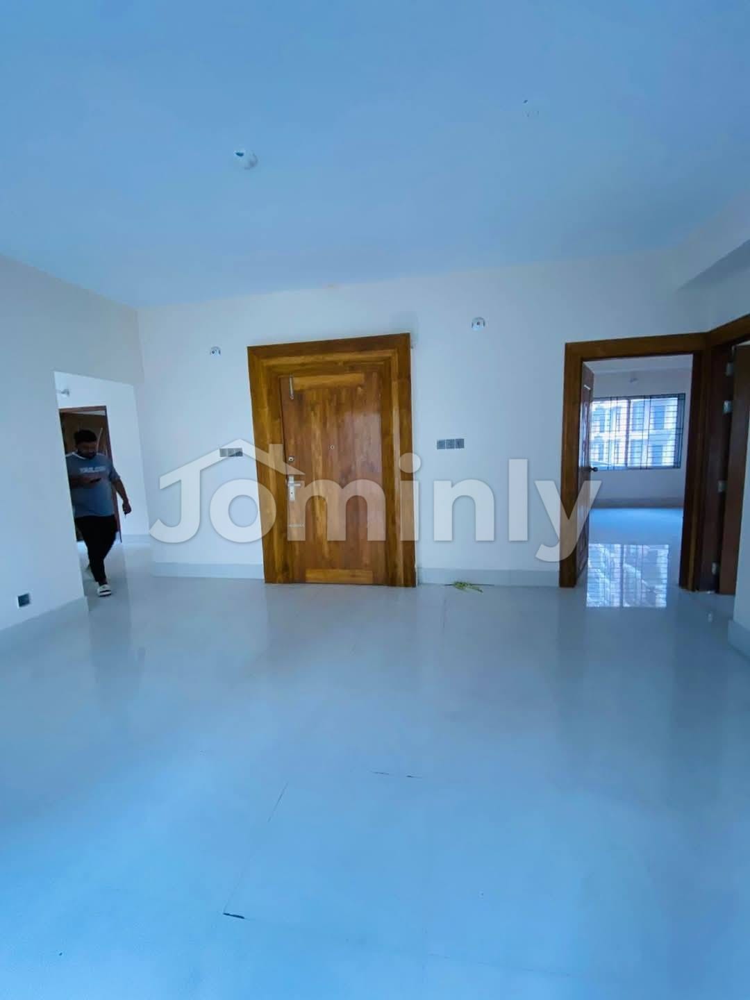 1,740 Sft Luxury 4-Bedroom Flat for Sale with Eid Discount!