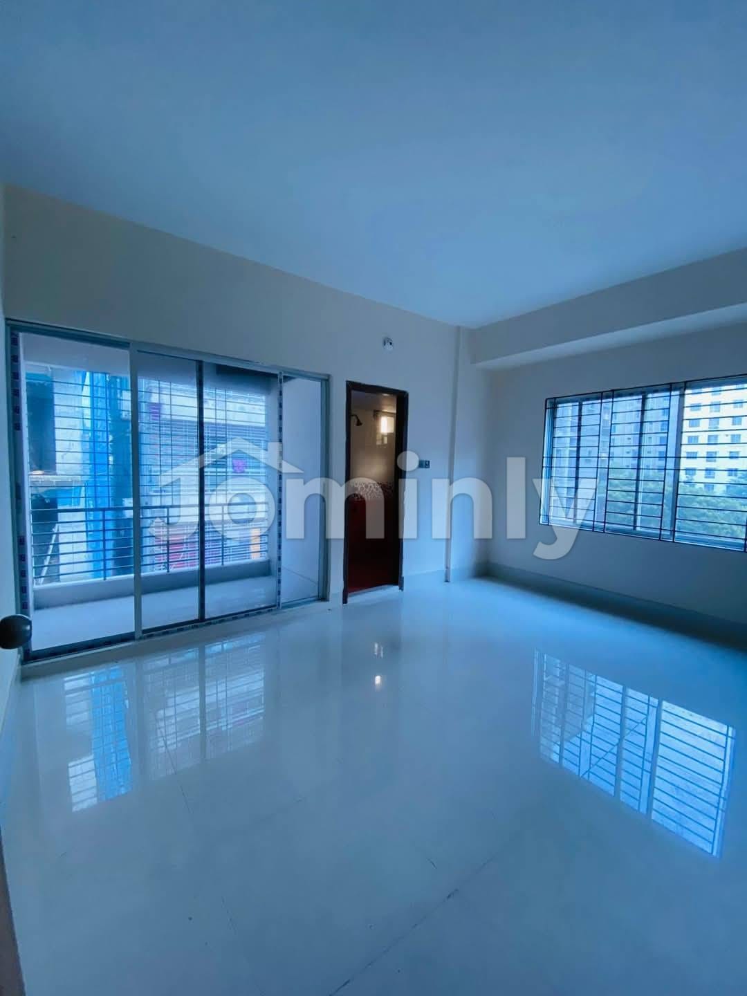1,740 Sft Luxury 4-Bedroom Flat for Sale with Eid Discount! - 5