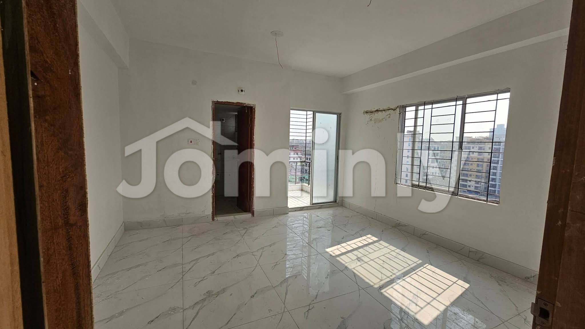 PREMIUM 1,620 SFT SOUTH-FACING APARTMENT WITH ROOFTOP POOL | HATIRJHEEL - 3