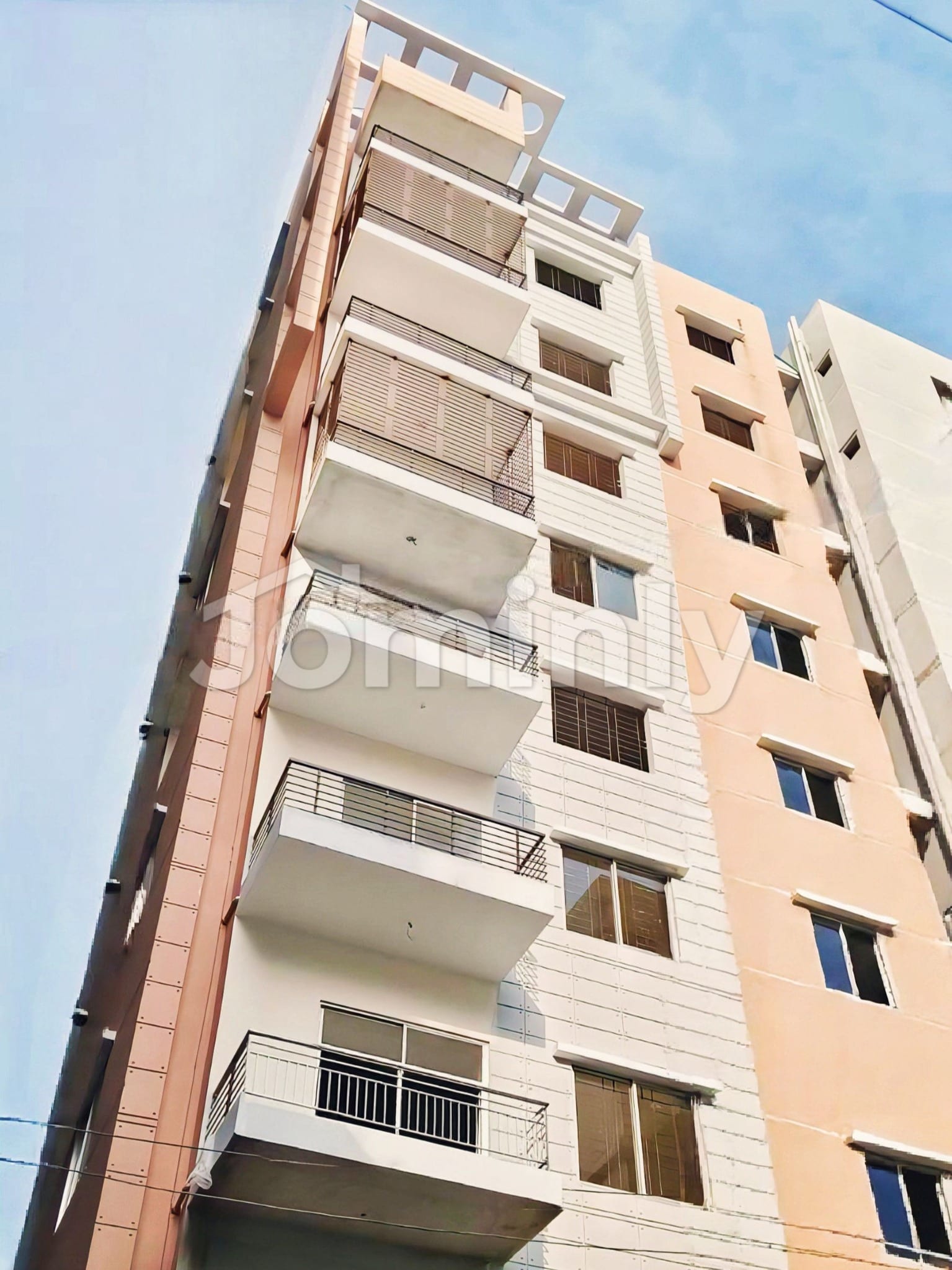PREMIUM 1,500 SFT SOUTH-EAST FACING APARTMENT WITH ROOFTOP POOL | SHOTODOL JAPAN GARDEN