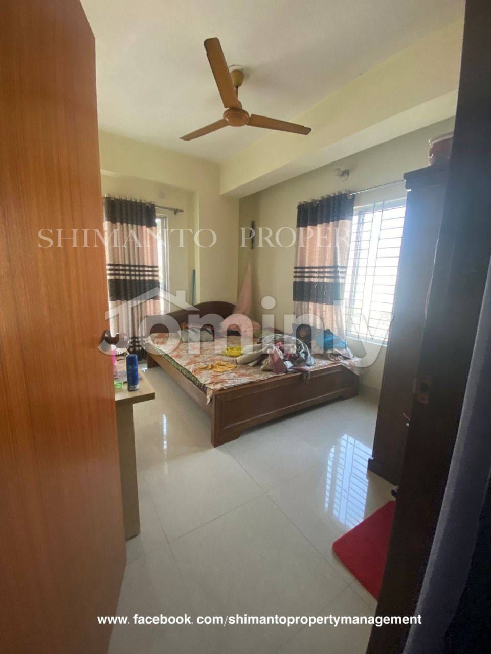 LUXURY 1,400 SFT SEMI-NEW APARTMENT FOR SALE | MIRPUR 60 FEET - 3
