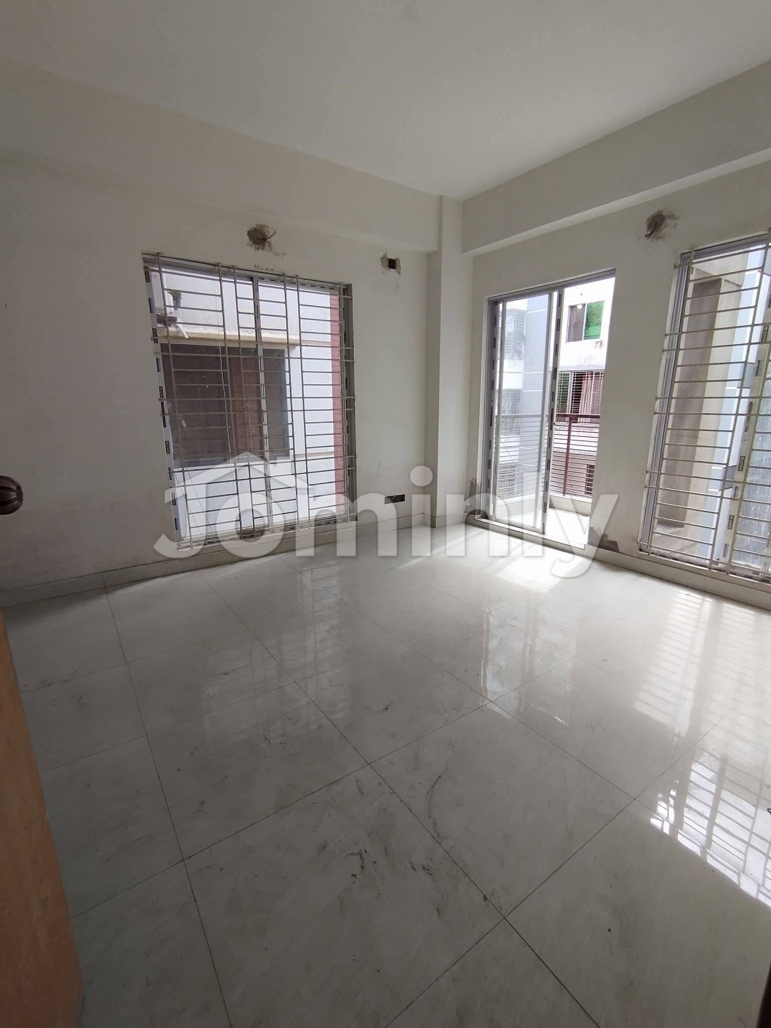 1,500 Sft Premium South-Facing Flat for Sale at Block-G, Bashundhara R/A - 2