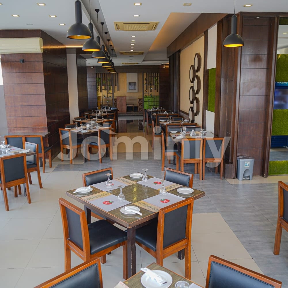 3,323 Sft Luxury Commercial Unit for Sale at Dhanmondi 27