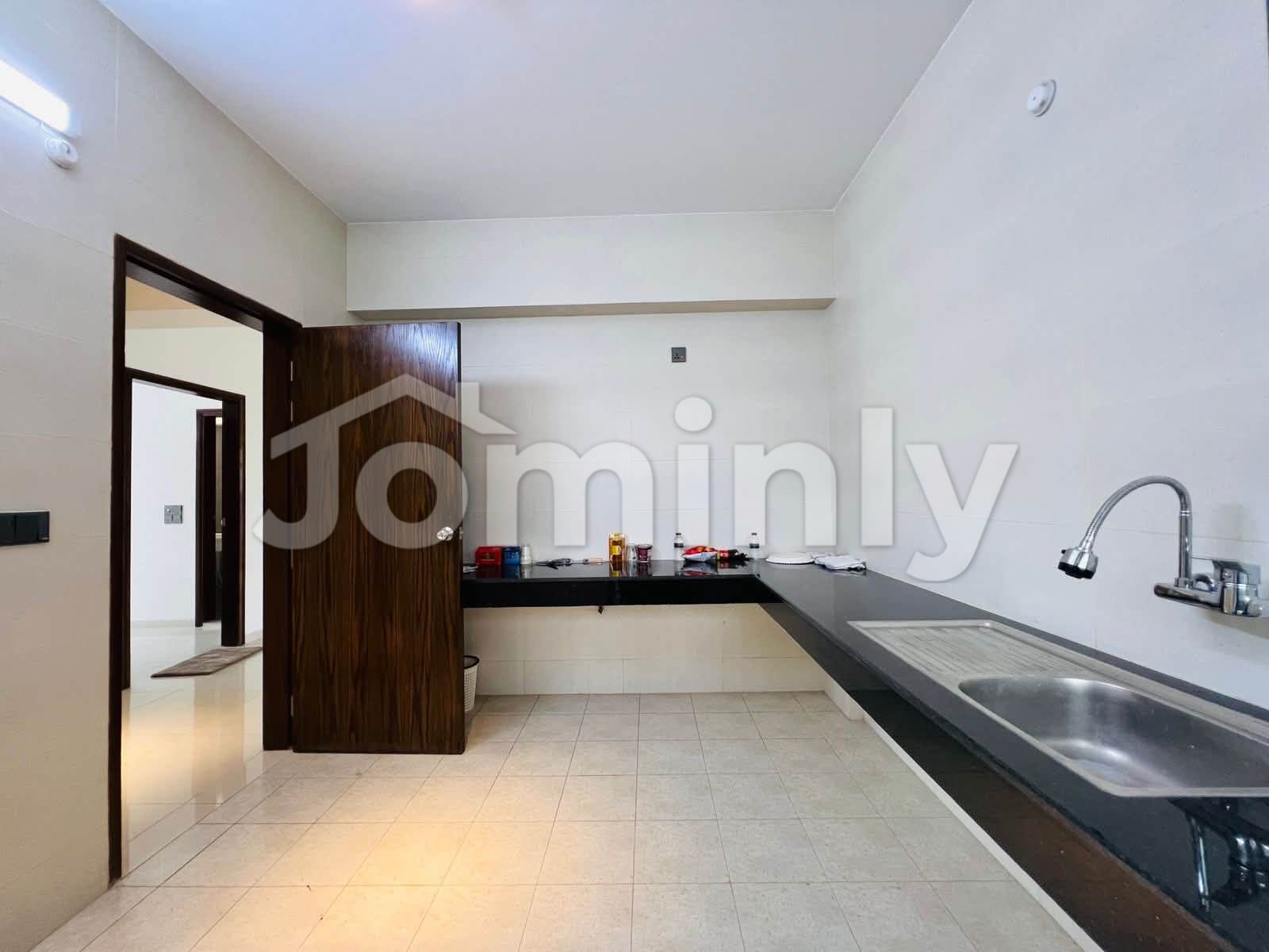 Brand New Luxury Lake-View Apartment for Sale in Bashundhara - 3