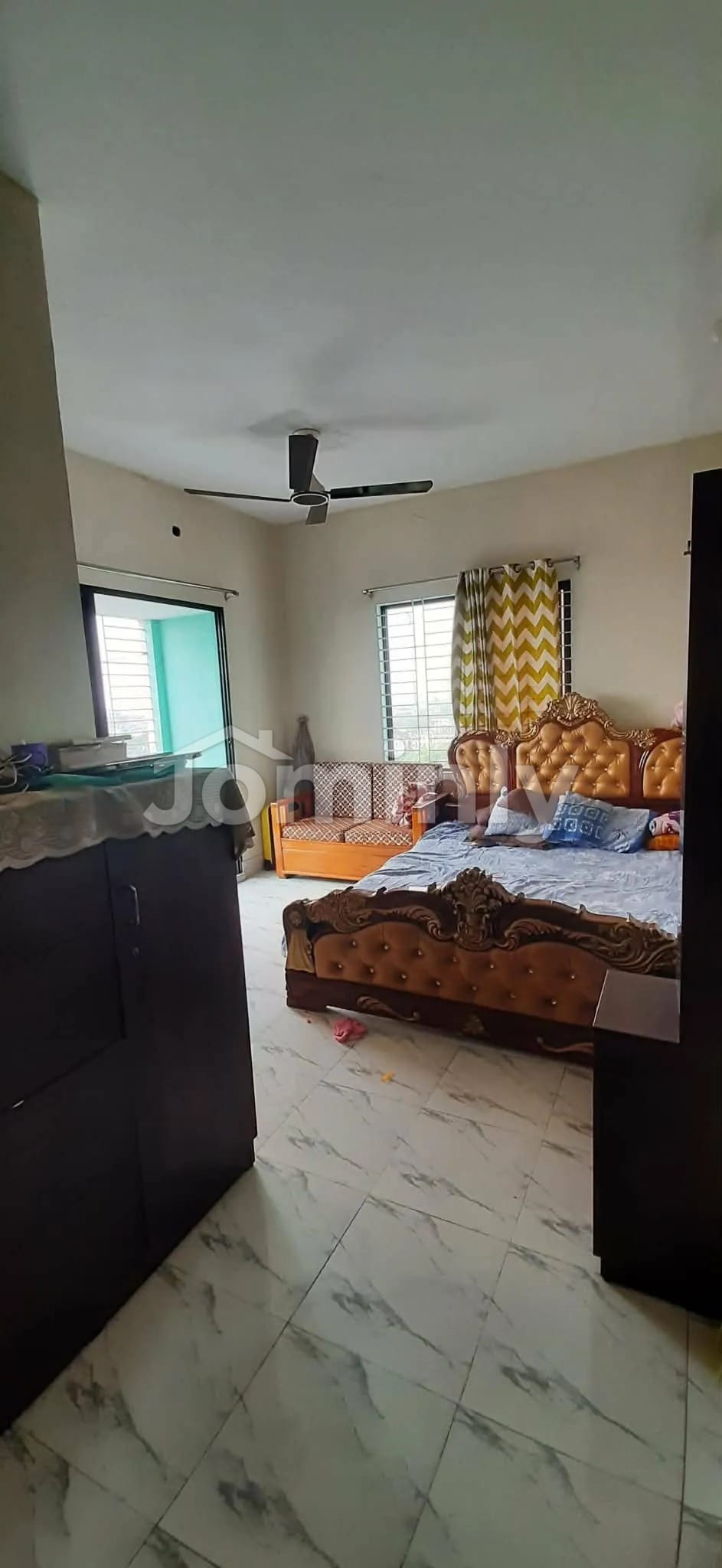 South-Facing 3-Bedroom Apartment for Rent in Dhaka – Brand New and Airy - 2