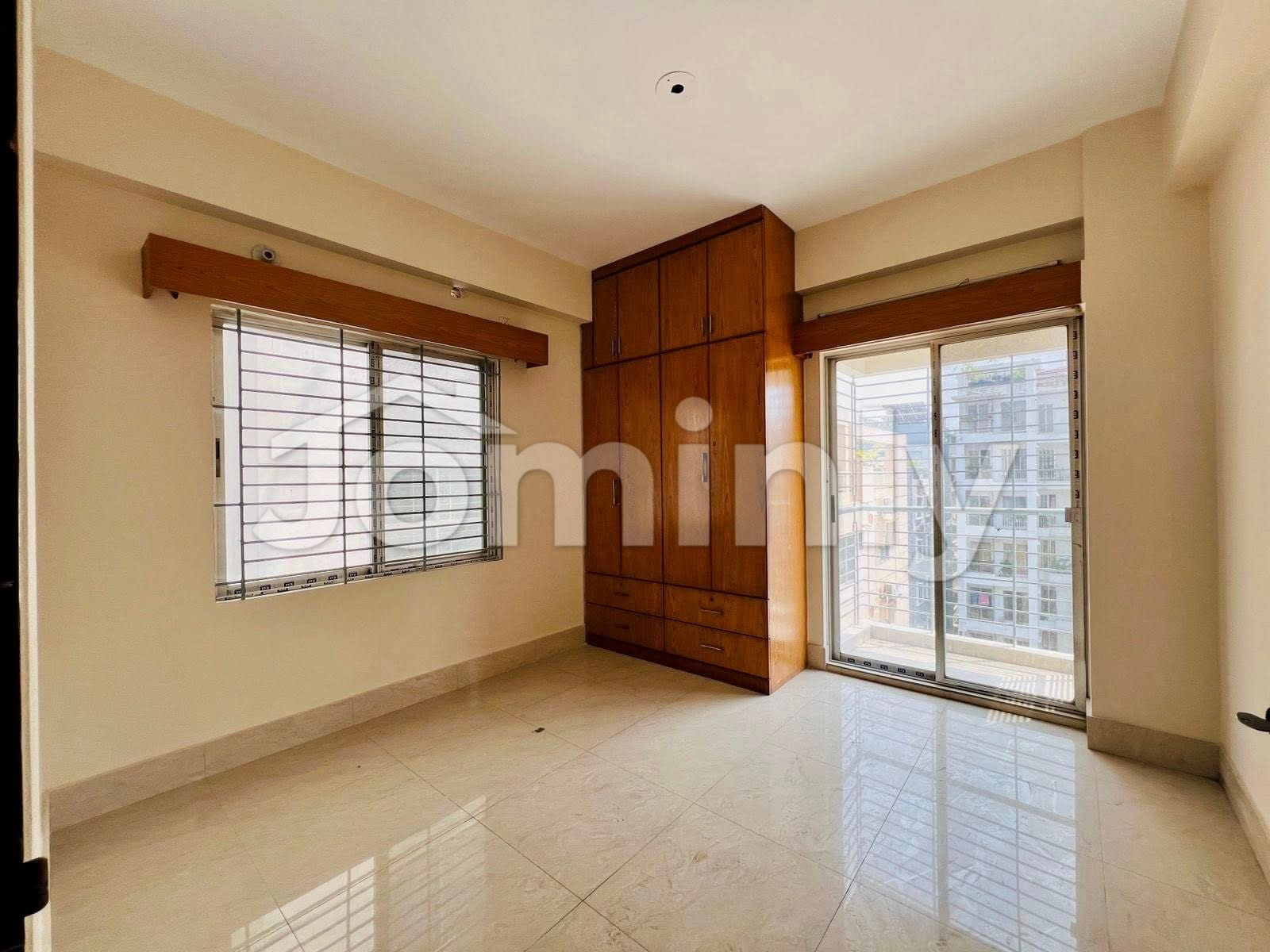 Beautifully Designed 1550 Sft 3-Bedroom Apartment for Sale in Bashundhara R/A Block F - 3