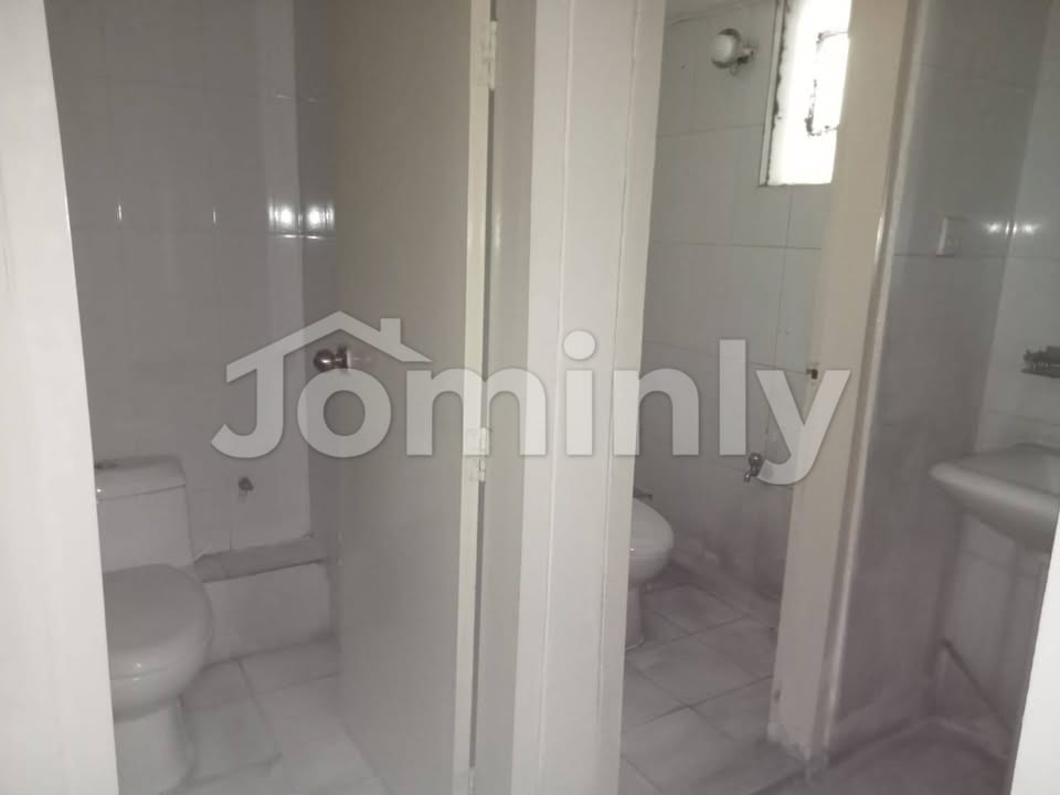 Premium Commercial Office Space for Rent in Gulshan 1 - 4