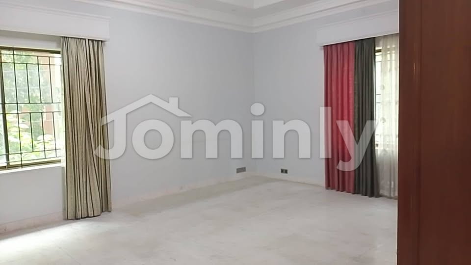 Premium Commercial Office Space for Rent in Gulshan 1 - 5