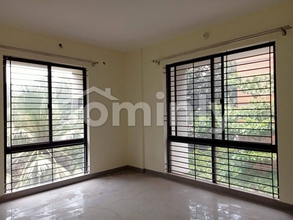 Premium 2,556 SFT Commercial Office Space for Rent in Gulshan 1 - 4