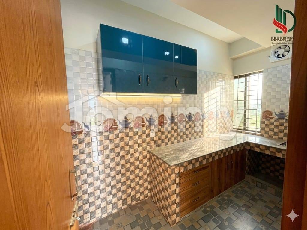 Flat Rent at Block M, Bashundhara R/A - 5
