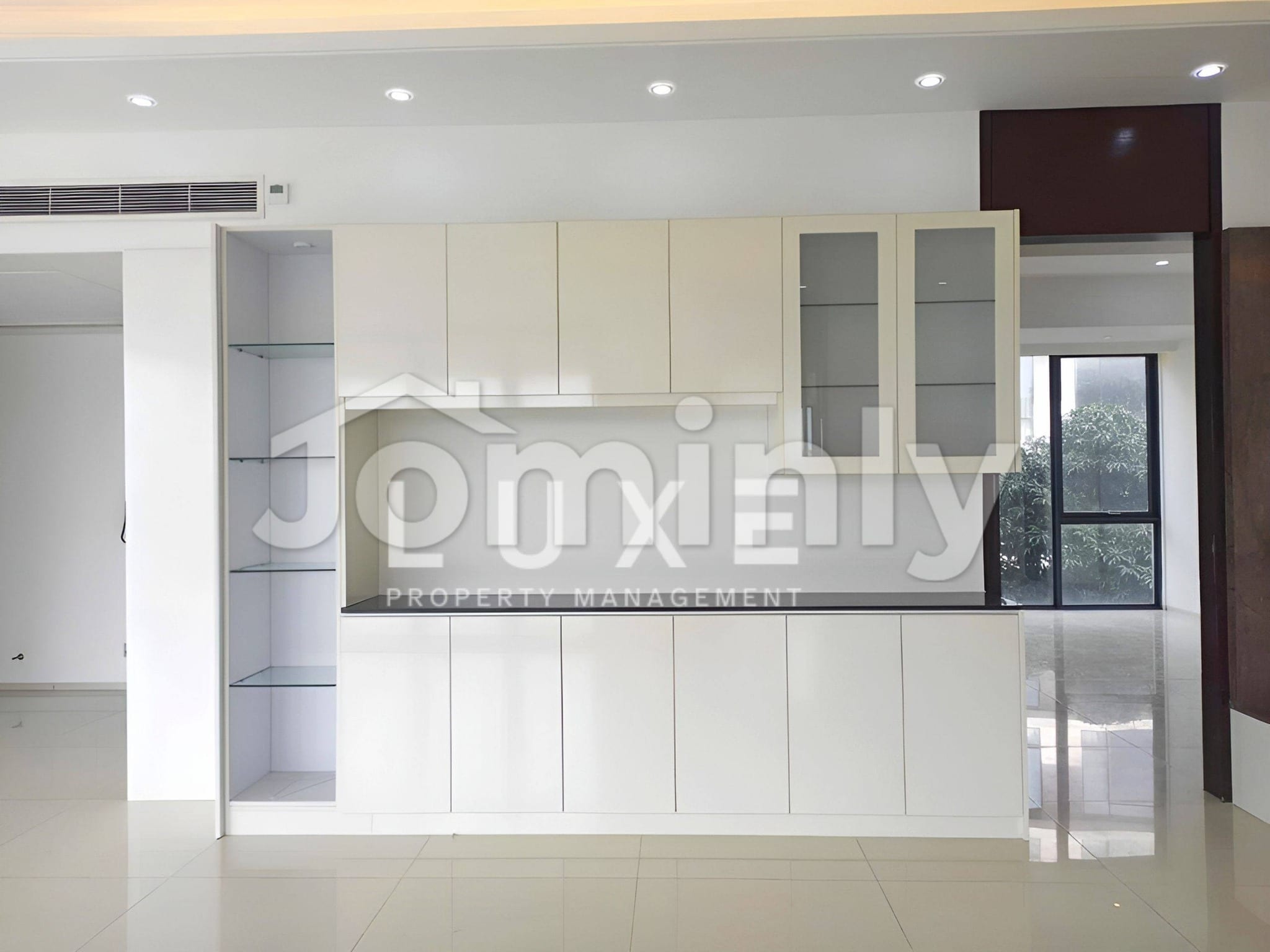 Spacious Semi-Furnished Flat Rent at Gulshan-2 - 3
