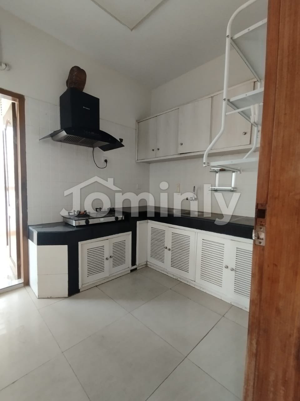 Elegant Apartment at Block M, Bashundhara R/A - 4