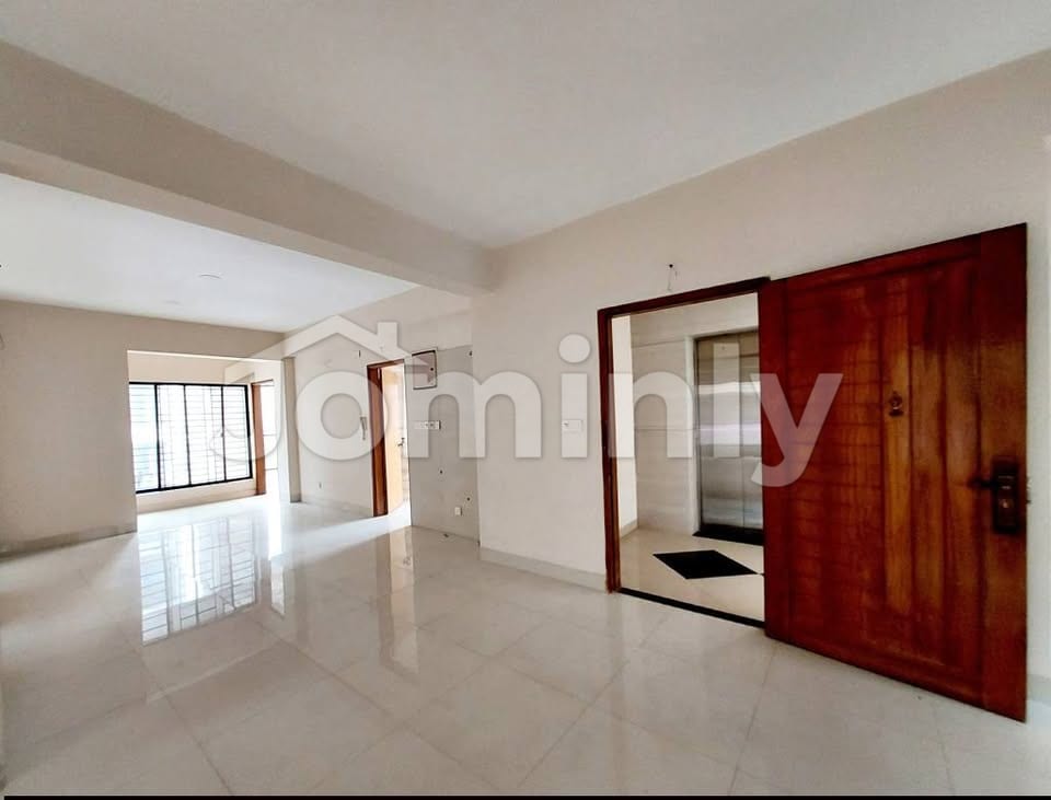 Executive South-Facing Residency @ Block D, Bashundhara R/A