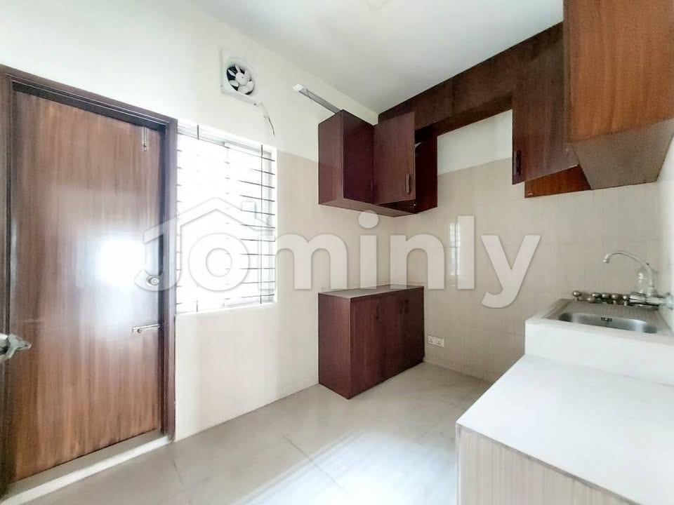 Premium South-West Corner Residency @ Bashundhara R/A (6th Floor) - 3