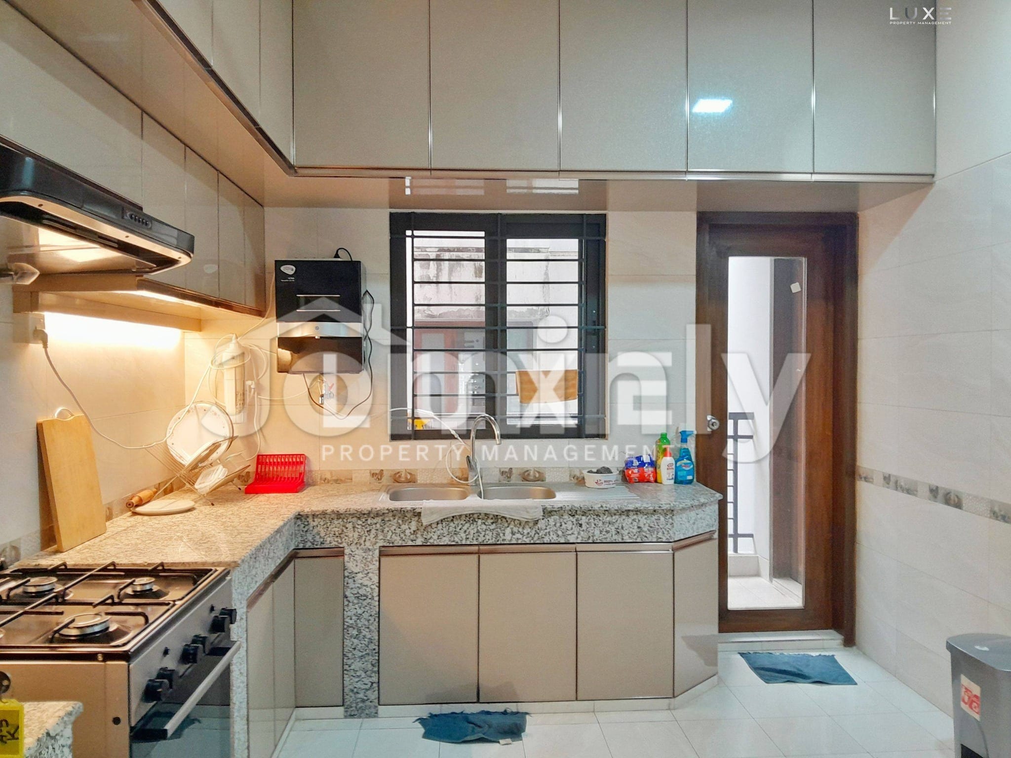 Fully Furnished Luxury Residency @ Baridhara Diplomatic Zone - 4