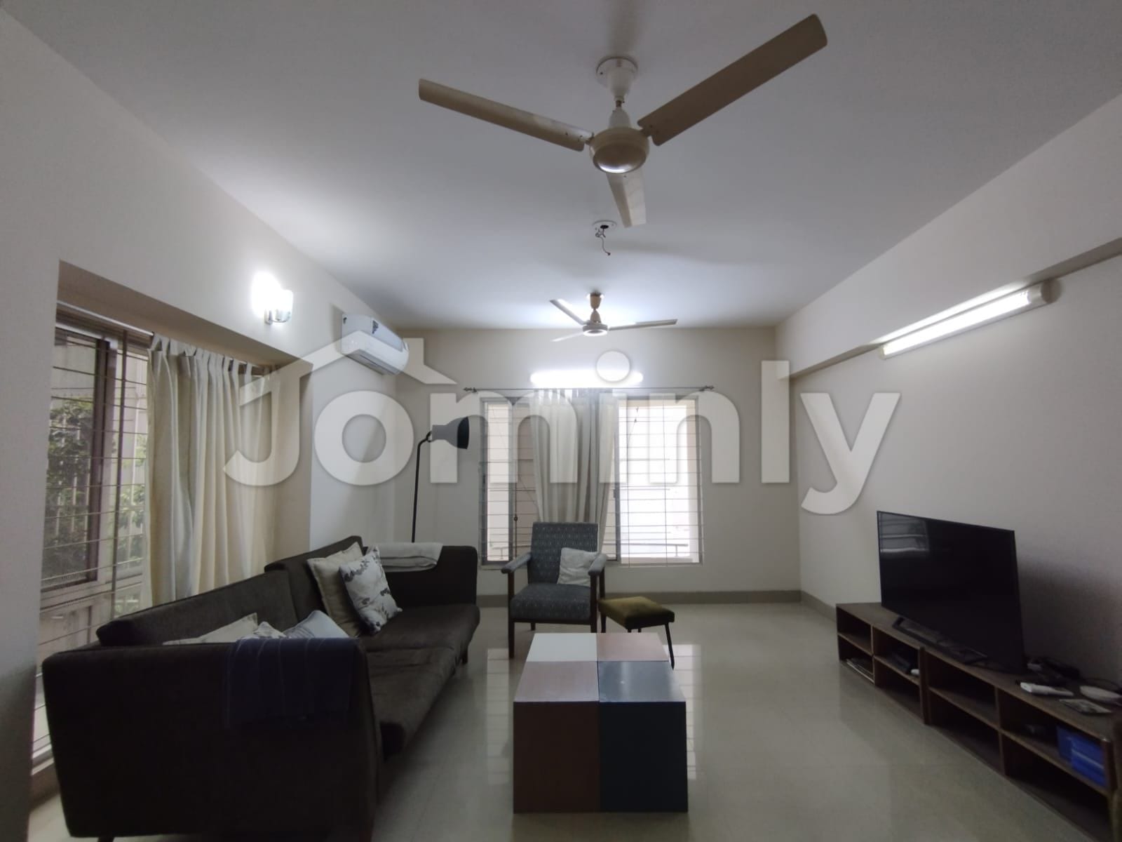 Fully Furnished 3,200 SQFT Luxury Residency @ Gulshan North