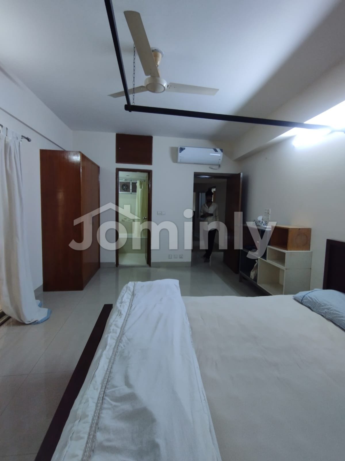 Fully Furnished 3,200 SQFT Luxury Residency @ Gulshan North - 4