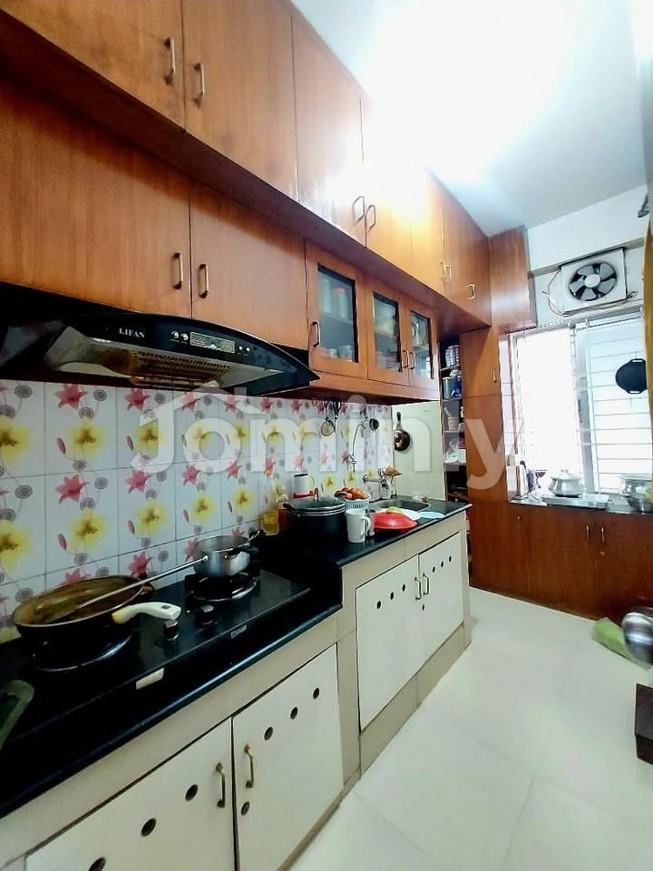 100% Ready 1,500 SQFT South-Facing Single Unit Apartment @ Block F, Bashundhara R/A - 2