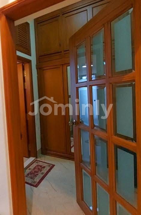 Full Furnished Ready Apartment with Swimming Pool @ Bashundhara R/A - 2