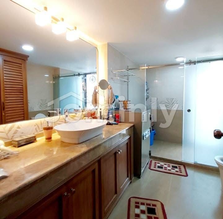Full Furnished Ready Apartment with Swimming Pool @ Bashundhara R/A - 5