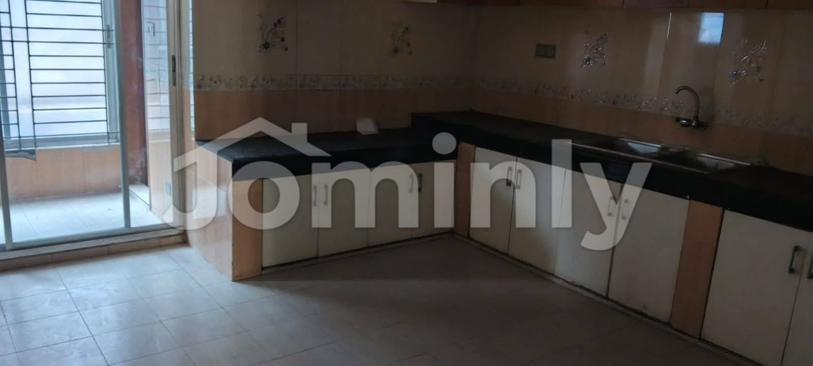 Luxurious South-Facing Apartment for Sale @ Road 10, Gulshan 1 - 2