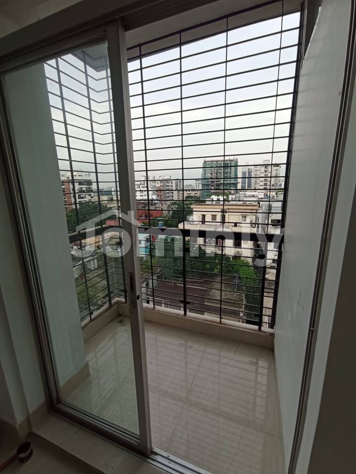 Lakeview Single-Unit Ready Apartment for Sale near Banani Club - 5