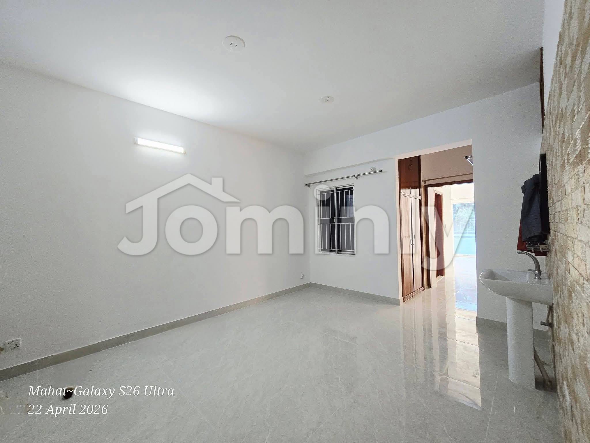 Pre-owned 1,550 SQFT Apartment with Titas Gas @ Sector 7, Uttara - 2