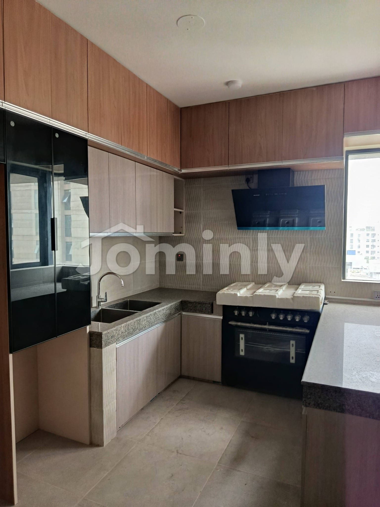 Shanta Developed 4,000 SQFT Luxury Furnished Apartment @ Gulshan 1 - 5