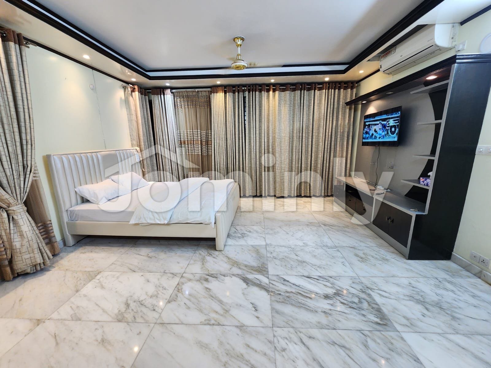Luxurious 2900 Sft Fully Furnished Apartment for Rent in Gulshan 1