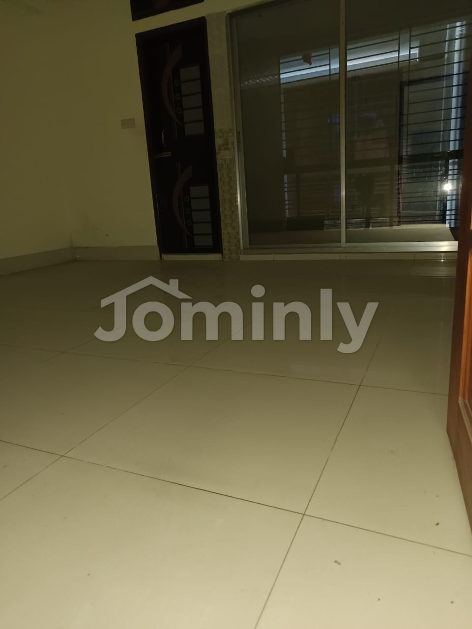 Budget-Friendly 1,250 SQFT Ready Apartment @ North Badda - 3