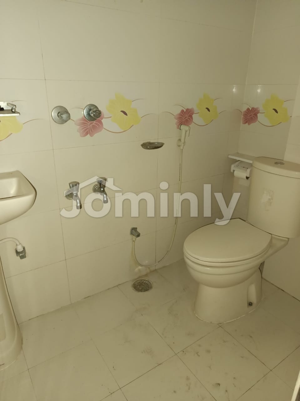 Budget-Friendly 1,250 SQFT Ready Apartment @ North Badda - 4