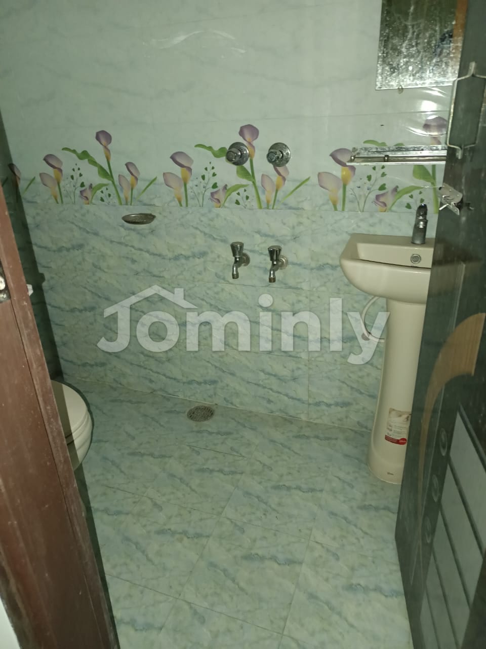 Budget-Friendly 1,250 SQFT Ready Apartment @ North Badda - 5