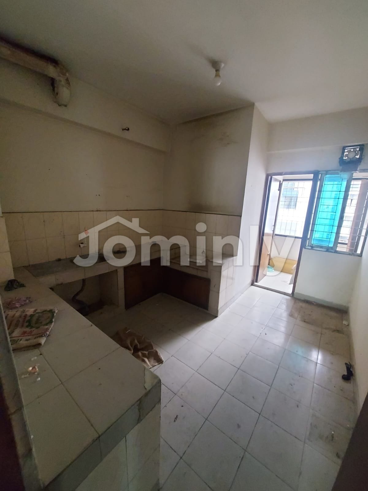 1675 Sft 3-Bedroom Apartment for Rent in Bashundhara R/A Block A - 5