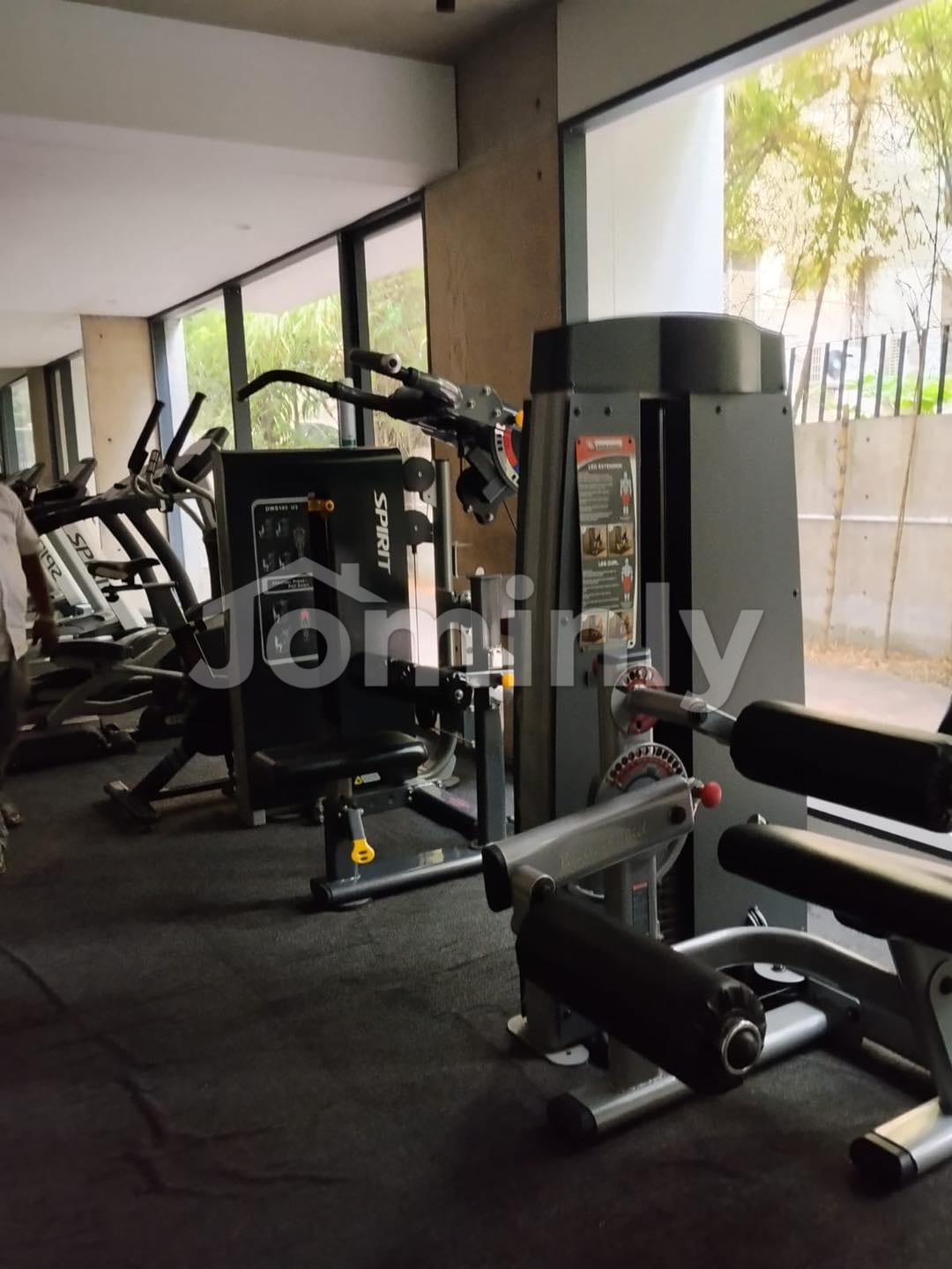 Ultra-Attractive 2200 Sft Fully Furnished Apartment for Rent in North Banani - 3