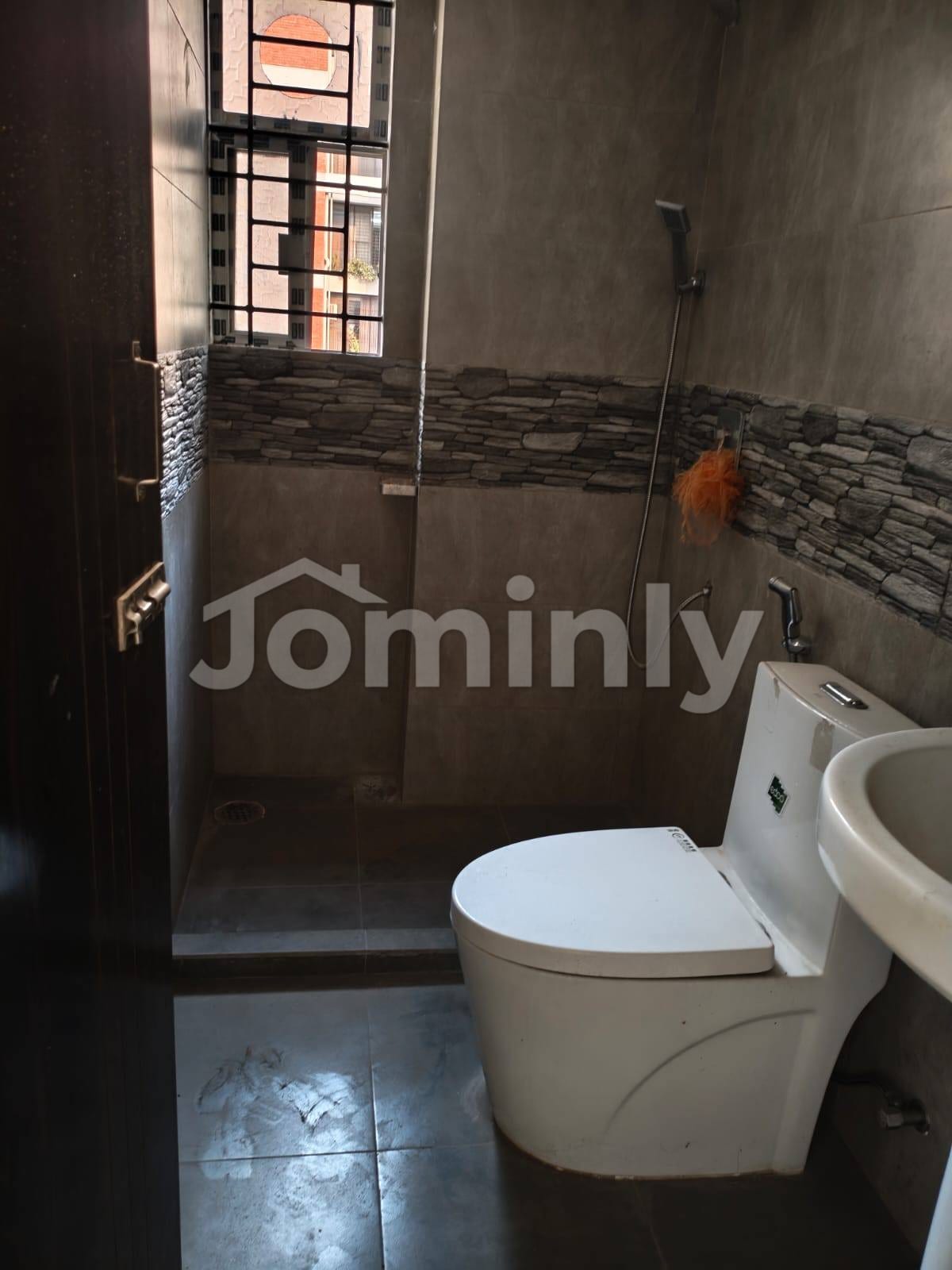 Spacious 2000 Sft 3-Bedroom Apartment for Rent in Bashundhara R/A Block I - 3