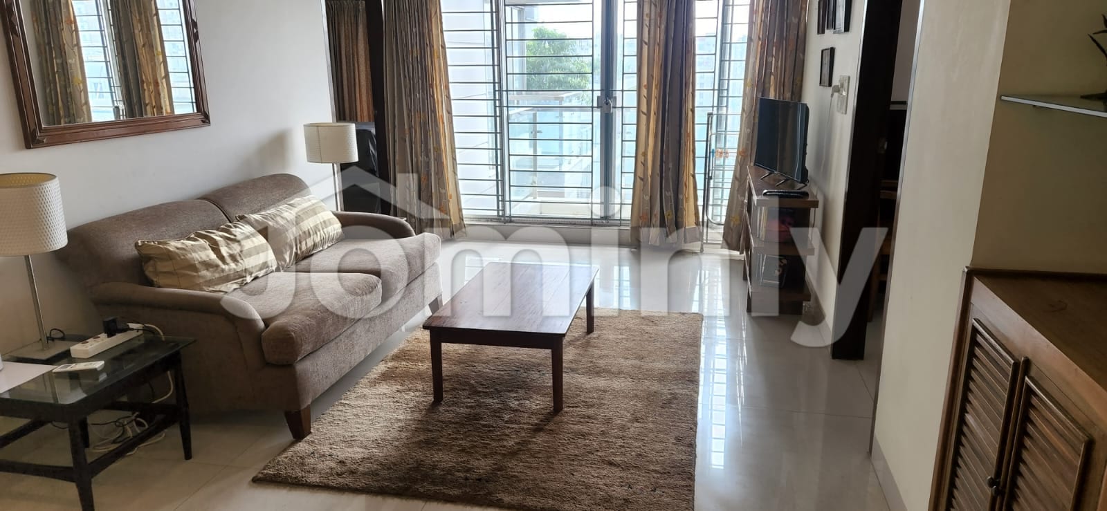 Fully Furnished 1500 Sft South-Facing 3-Bedroom Apartment for Rent in Bashundhara R/A - 4