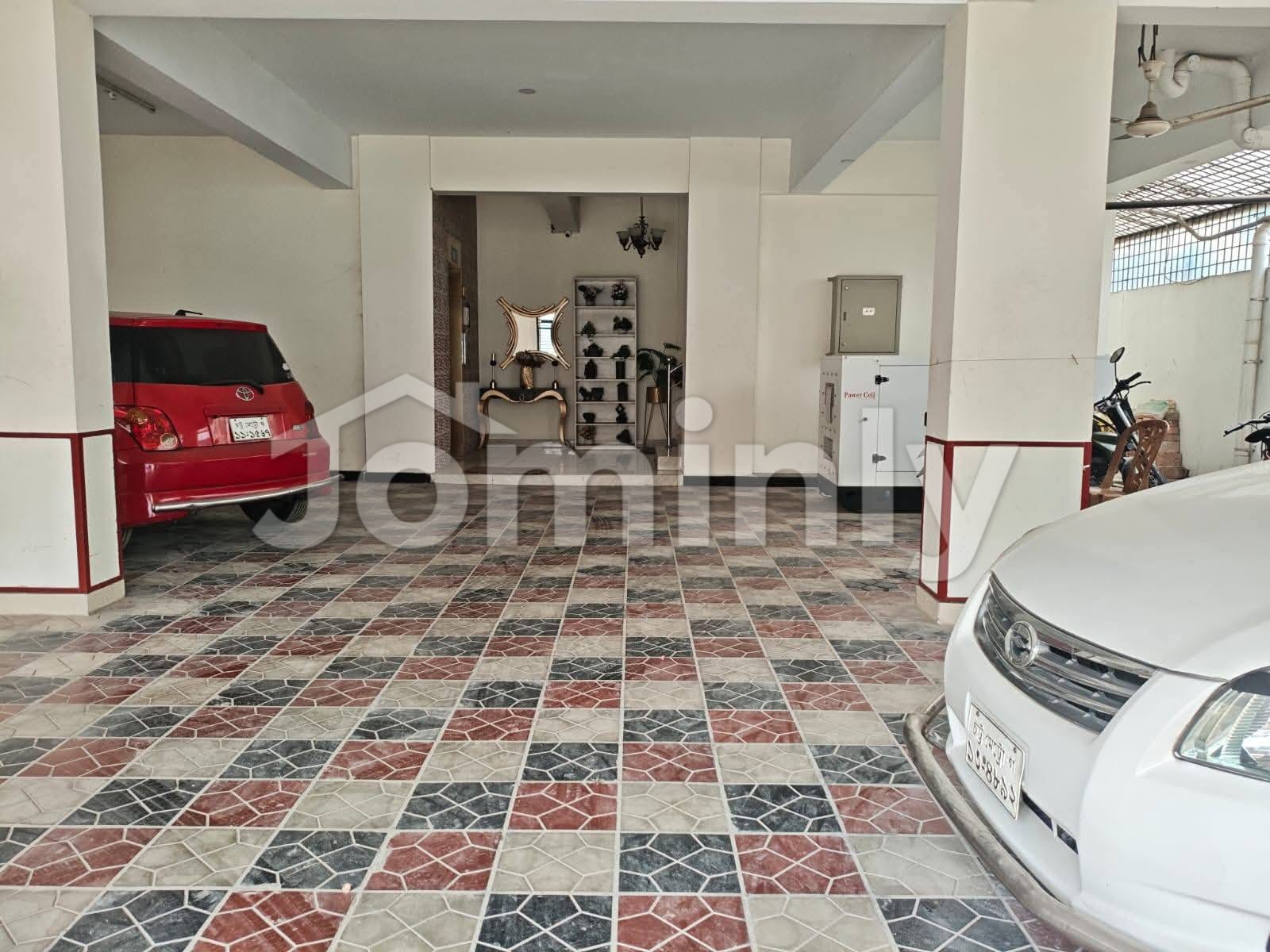 Spacious 1500 Sft South-Facing 3-Bedroom Apartment for Rent in Bashundhara R/A Block H - 2