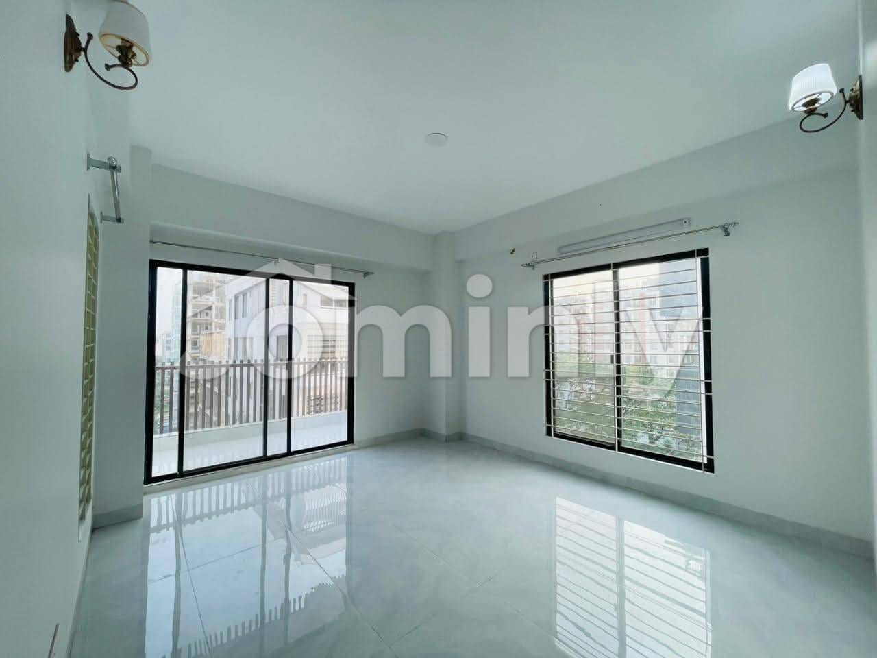 Brand New 2307 Sft South-Facing Single Unit Apartment for Rent in Bashundhara R/A Block K