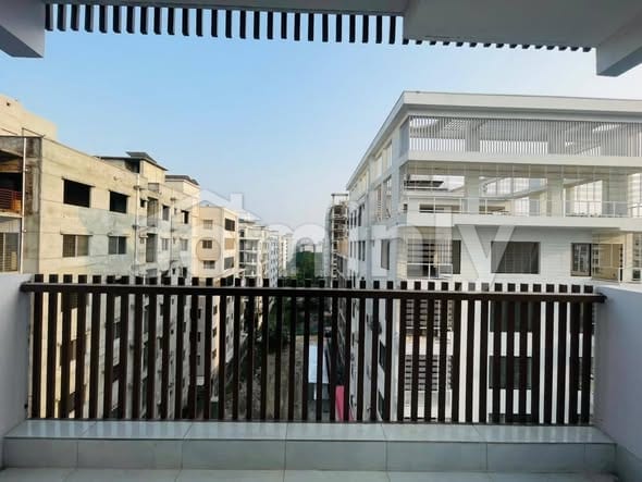 Brand New 2307 Sft South-Facing Single Unit Apartment for Rent in Bashundhara R/A Block K - 5