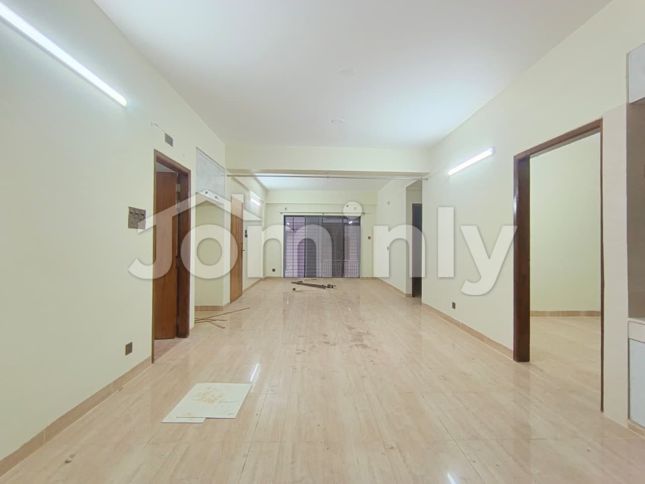 Luxury Brand New 2000 Sft South-Facing 4-Bedroom Apartment for Rent in Bashundhara R/A