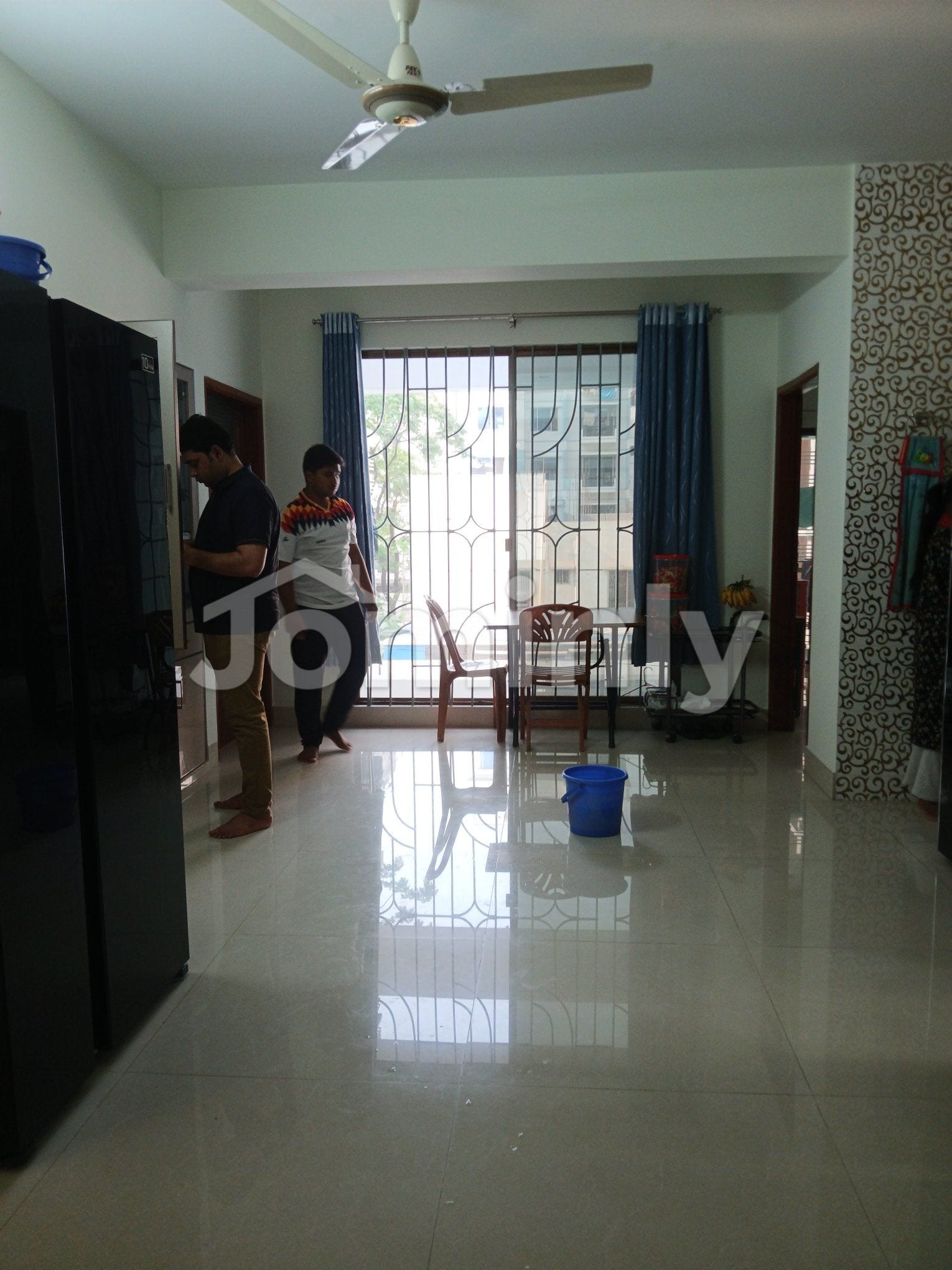 Spacious 1400 Sft 3-Bedroom Apartment for Rent in Bashundhara R/A Block H - 5
