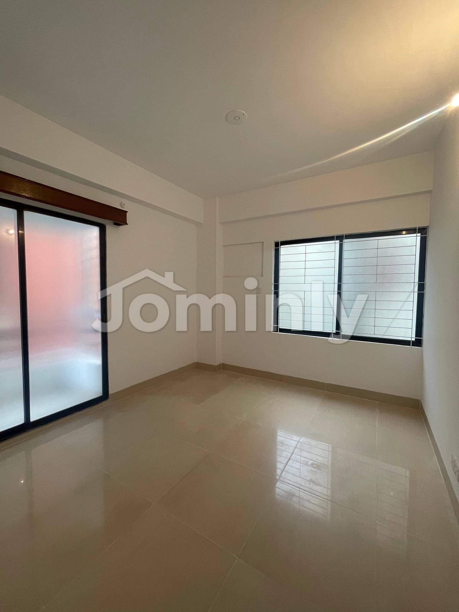 Top Floor 1,600 SQFT Ready Apartment with Titas Gas @ Sector 10, Uttara - 2