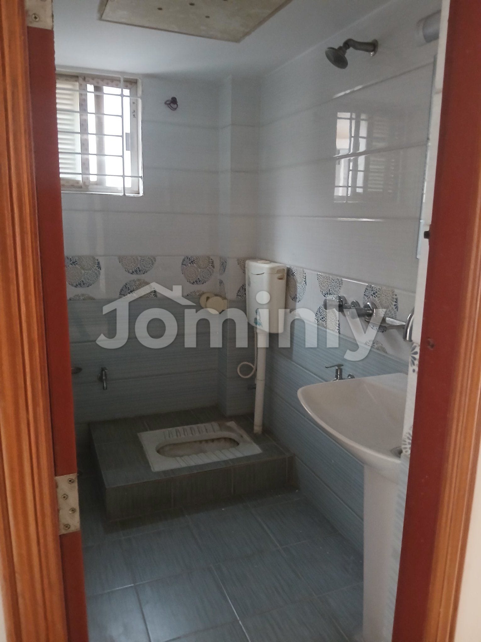 Spacious 2250 Sft 3-Bedroom Apartment for Rent in Bashundhara R/A Block I - 3