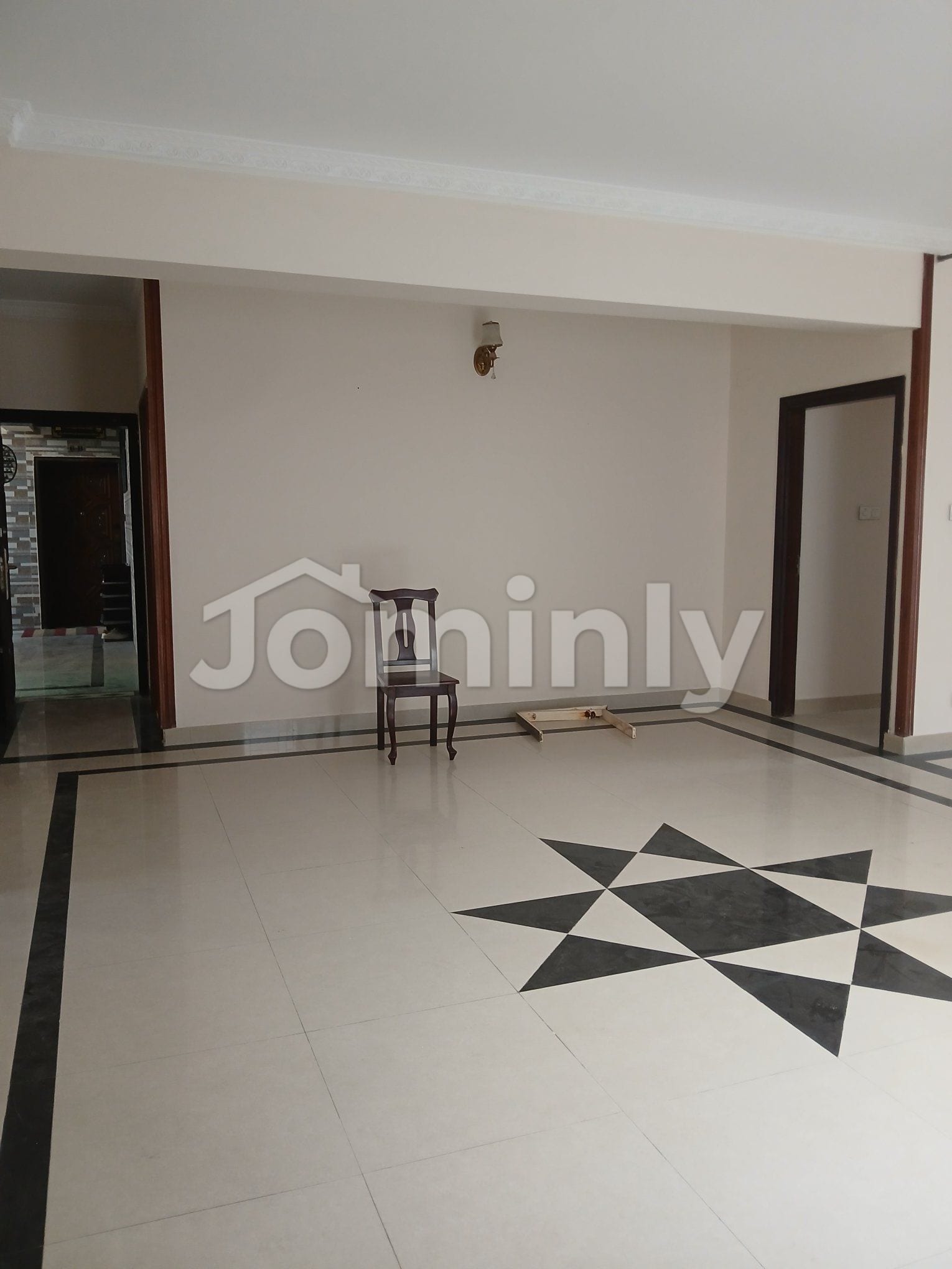 Spacious 2250 Sft 3-Bedroom Apartment for Rent in Bashundhara R/A Block I - 4